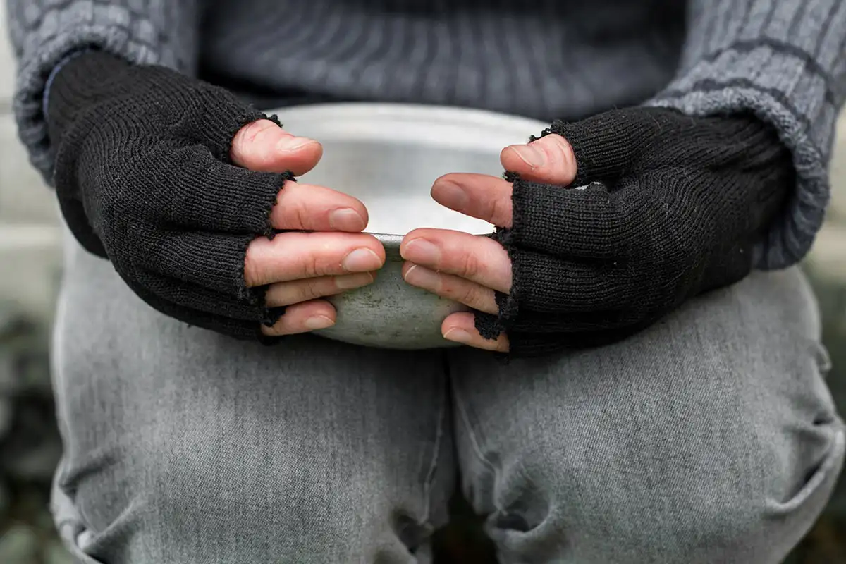 The Dangers of Interacting with Panhandlers